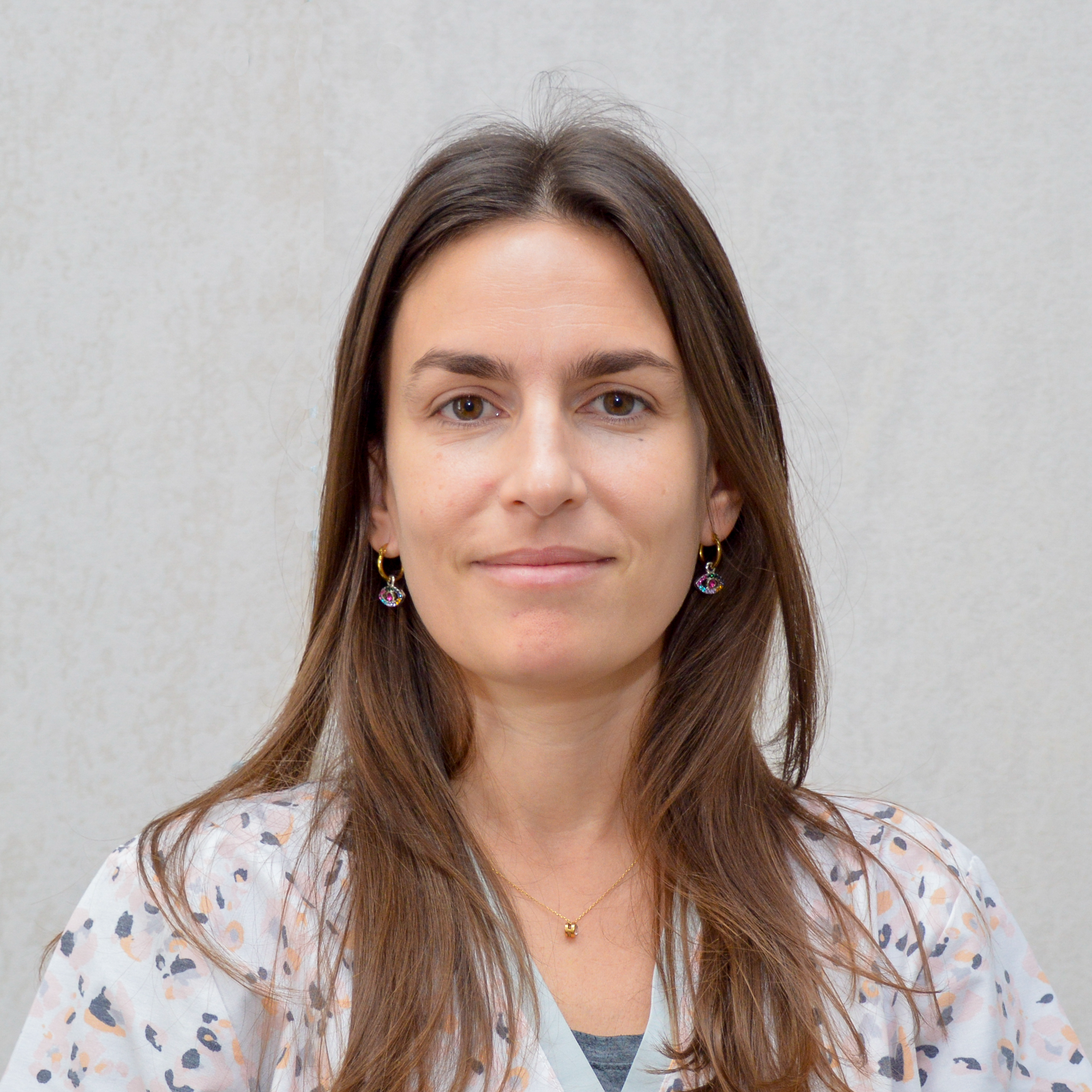 BAILONE LUCÍA